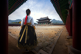 Hanbok: Traditionelle Kleidung